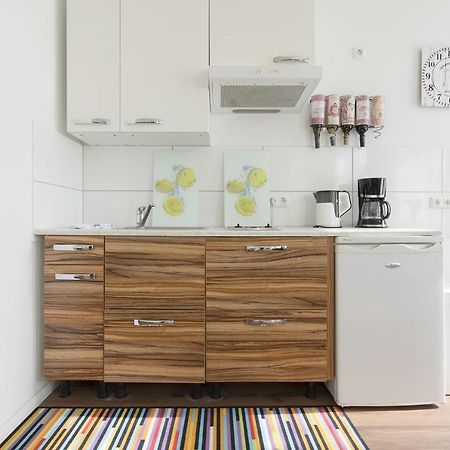 Studio Apartment Niemetzstr 51 Berlín Exteriér fotografie